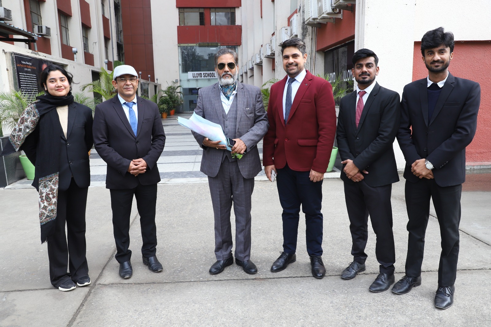 Top Divorce Lawyer in Raj Nagar Ghaziabad | Advocate AK Tiwari